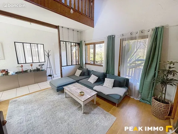 Appartement 3 pièces 97 m² 
