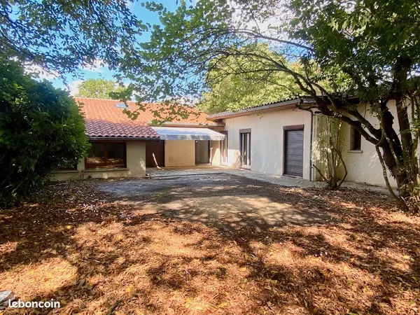 Talence Thouars, maison de 150m2 avec un grand jardin privatif 