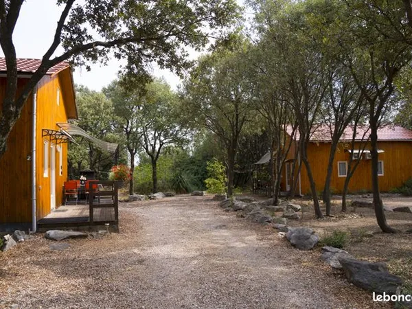 CHALET à 5mn d'ALES/HOPITAL/LYCEE/IMT/libre jusqu'en JUIN/parking/campagne 