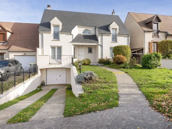 Maison 6 pièces 184 m² 