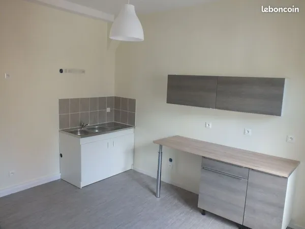 Appartement T4 ( 1er Etage ) 