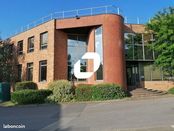 Bureau 269 m² 