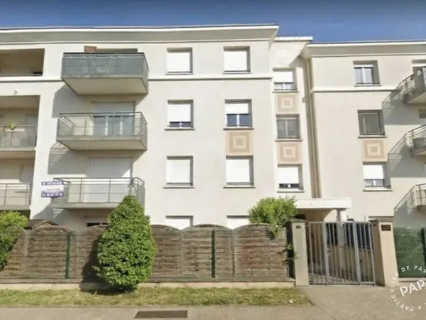 Studio 1 pièce 26 m² 