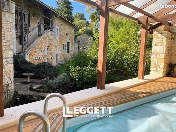 Moulin 8 pièces 245 m² 