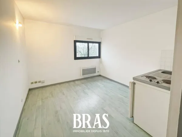 Appartement 1 pièce 16 m² 