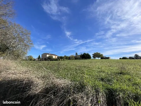 Terrain 2 000 m² Limeuil 