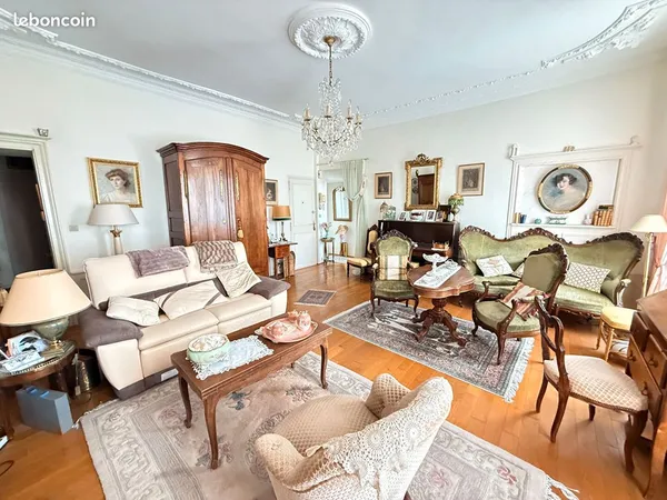 Appartement 3 pièces 82 m² 