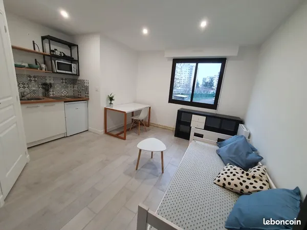 Studio meublé secteur Grange Blanche 