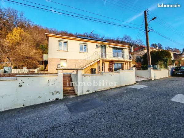 Maison 6 pièces 121 m² 
