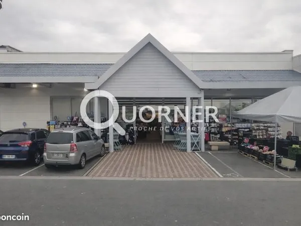 Local commercial 800 m² 
