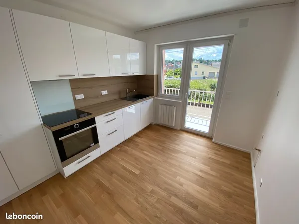 Appartement T2 50m2 à Blotzheim, calme proche frontière Suisse 