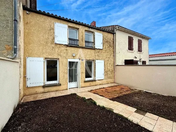 Maison L'ile D'elle 4 pièce(s) 