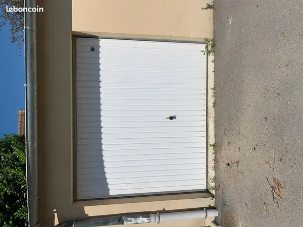 Garage/box 15 m² Chiry Ourscamp 