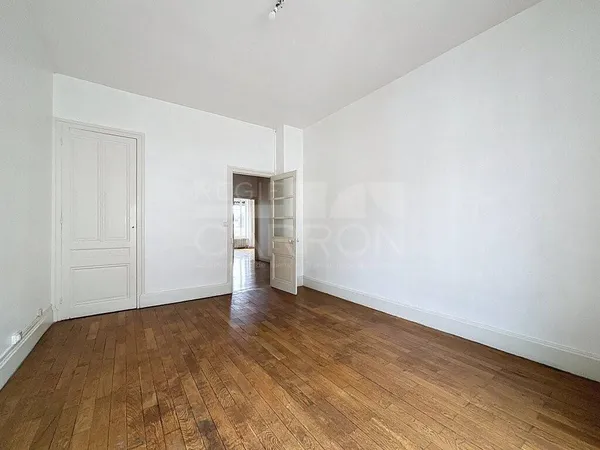 Appartement 3 pièces 93 m² 