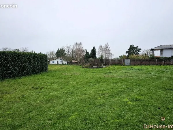 Terrain 1536 m² moulis en medoc 
