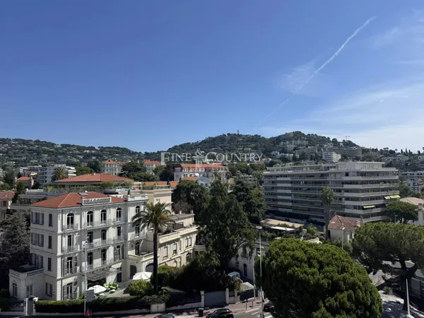Appartement 2 Pieces A Vendre Cannes Banane 