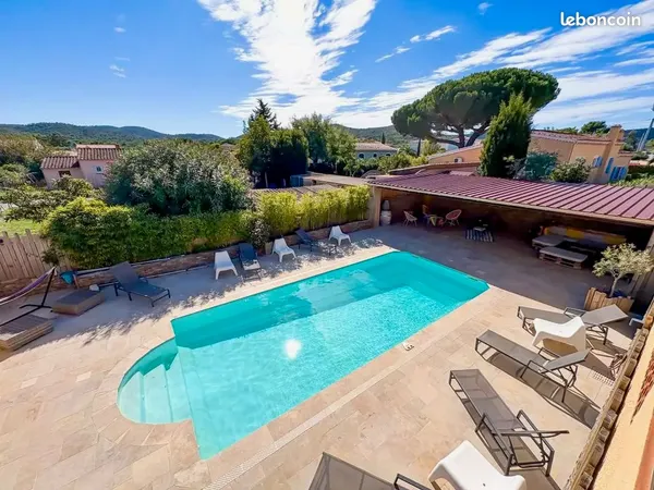 Appartement T2 neuf avec piscine - Bormes les Mimosas 