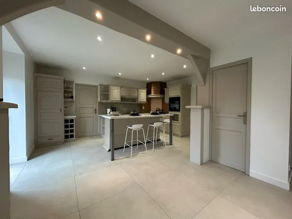 Maison rénovée en campagne 