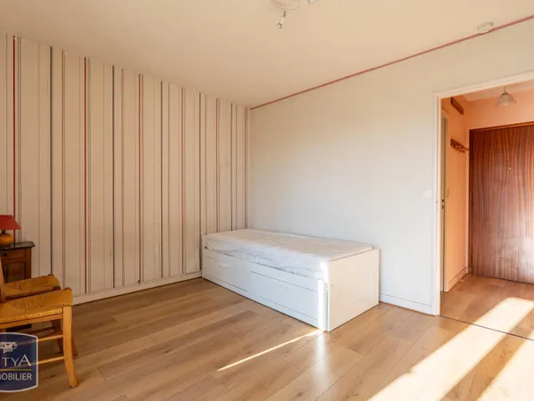 Studio 1 pièce 28 m² 