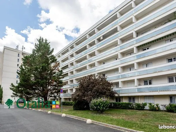 Appartement 4 pièces 82 m² 