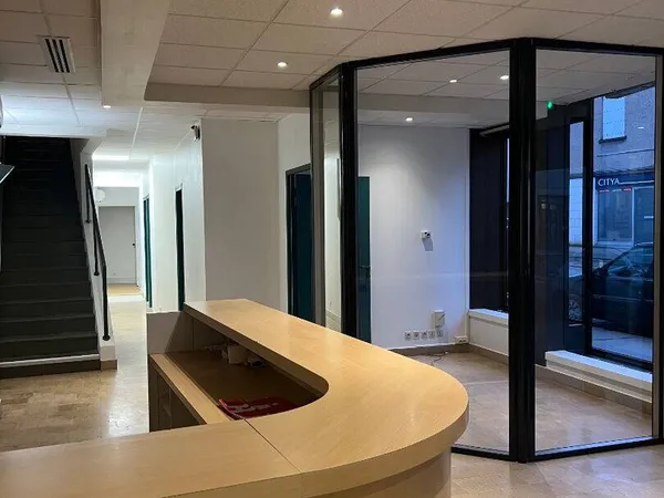 Bureaux 260 m² 