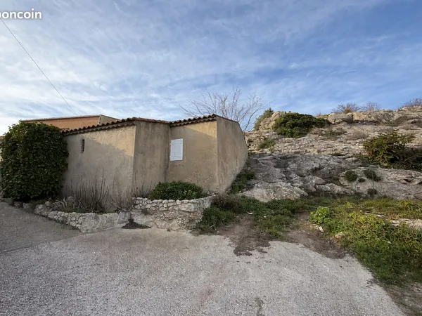 Maison 1 pièce 90 m² 