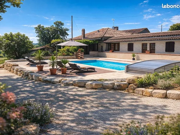 Propriété 10 pièces 250 m² 
