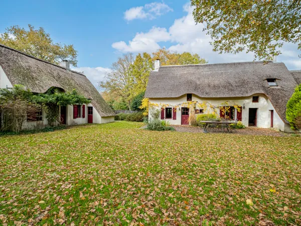 Maison 8 pièces 196 m² 