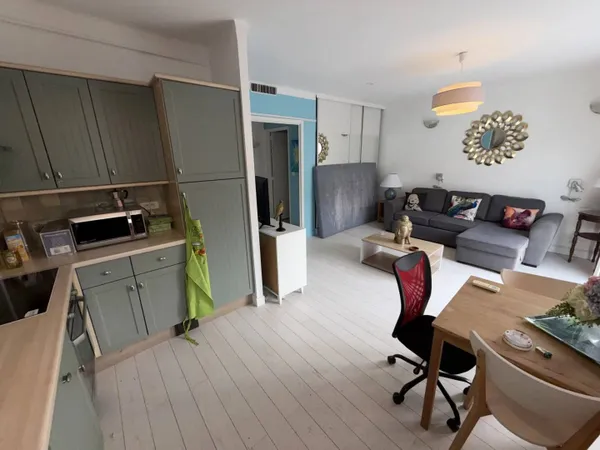 Studio 1 pièce 34 m² 