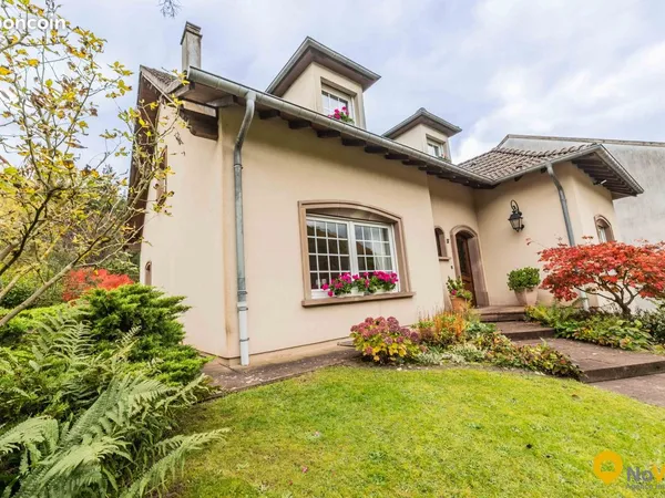 Propriété 6 pièces 190 m² 