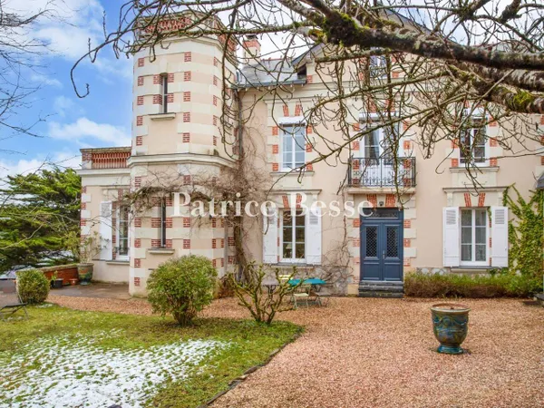 Demeure 14 pièces 400 m² 