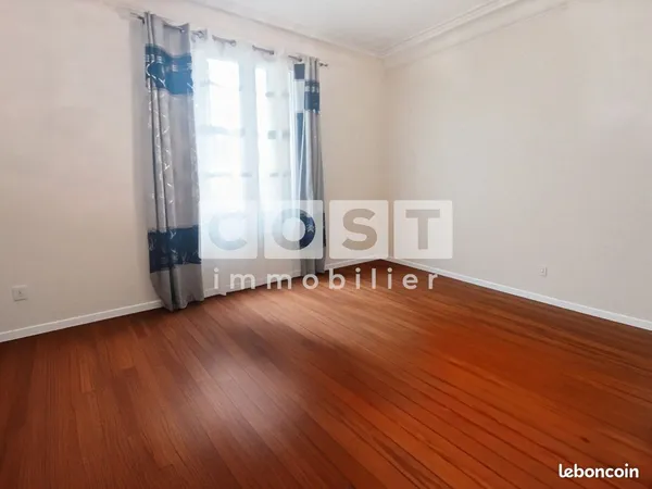 Appartement 2 pièces 43 m² 
