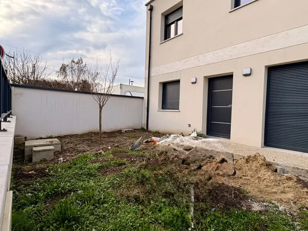 Maison Clichy-sous-Bois 5pièce(s) 100.31 m2 
