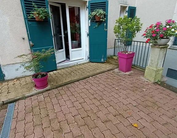 Studio 1 pièce 24 m² 