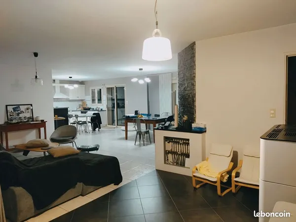 Maison 8 pièces 141 m² 