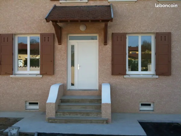 APPARTEMENT T4 avec jardin, cave, 2 parkings 