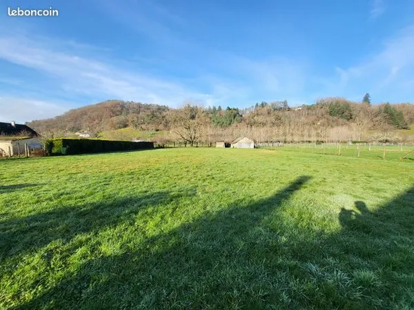 Terrain 2147 m² 