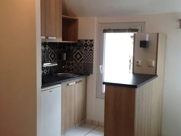 Petit logement avec 1 chambre 