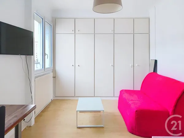 Studio 1 pièce 19 m² 
