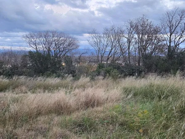 Terrain 580 m² Chateauneuf De Gadagne 
