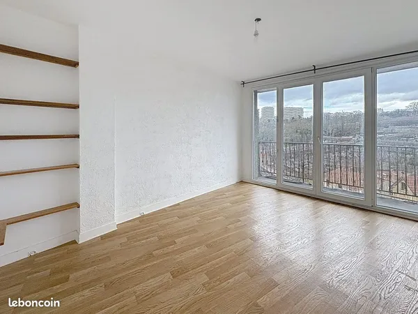 Appartement 4 pièces 74 m² 