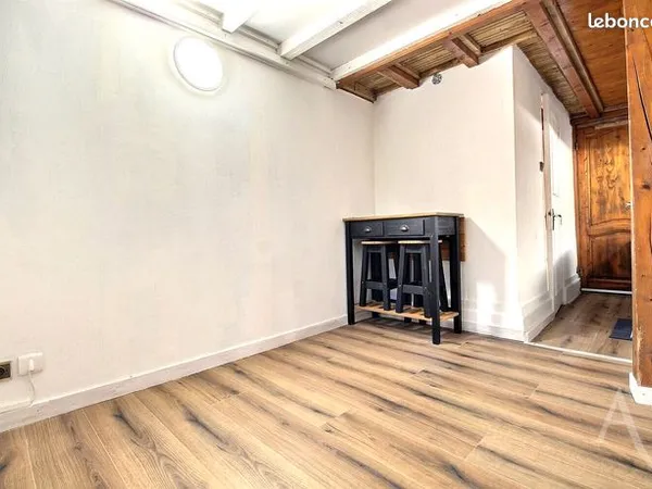 Appartement 1 pièce 19 m² 