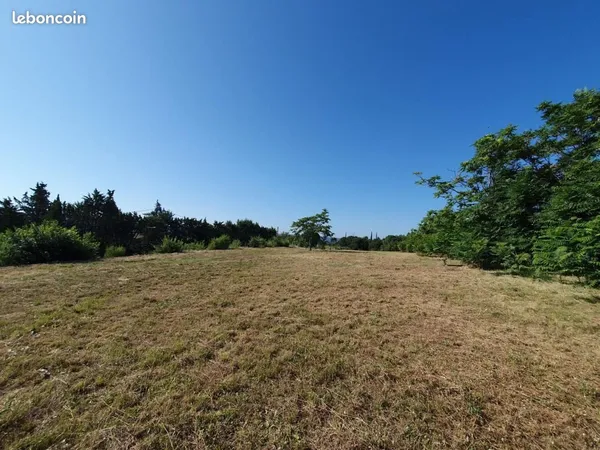 Terrain 332 m² La Brillanne 