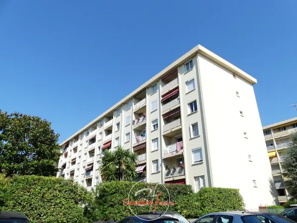 Appartement 3 pièces avec cave vendu loué 