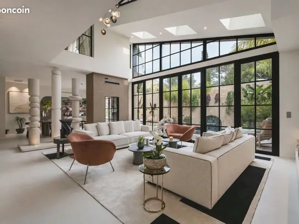 Loft 6 pièces 280 m² 