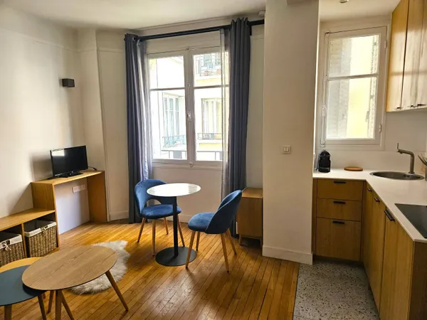 Studio 1 pièce 19 m² 