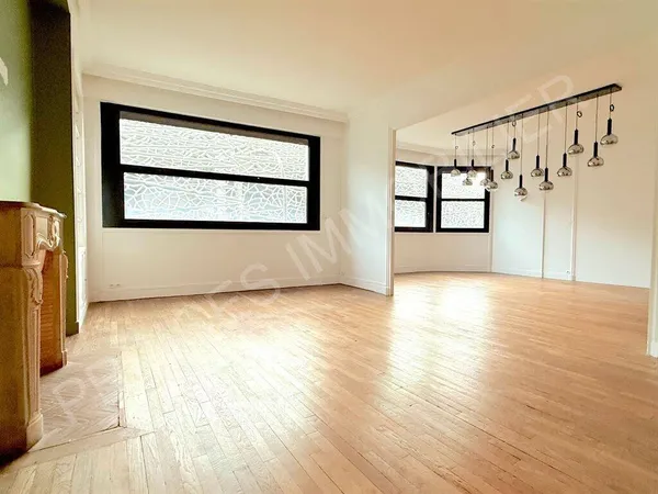 Appartement 5 pièces 142 m² 