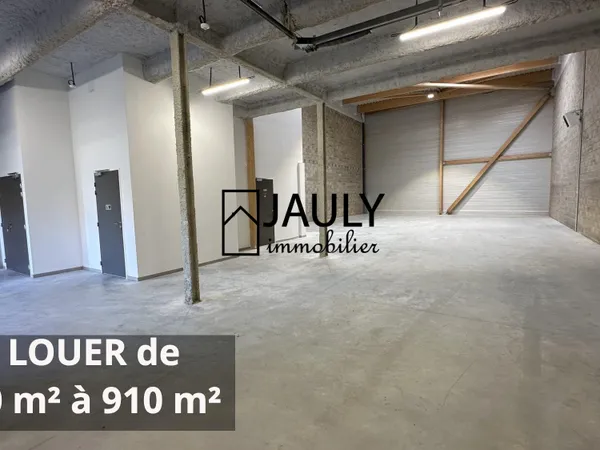 Parc de Coupvray 407 m² - Entrepot & Bureaux 