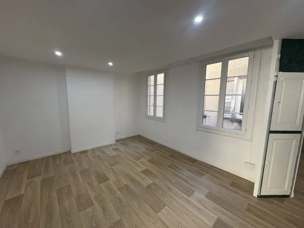 Appartement 1 pièce 41 m² 