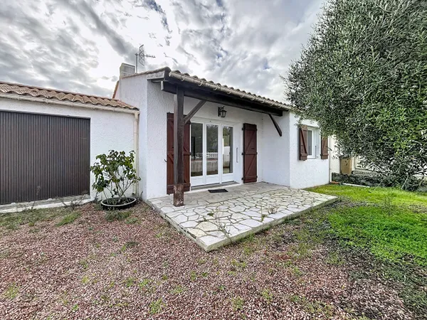 Maison de plain-pied - 2 chambres - Jardin - Garage 